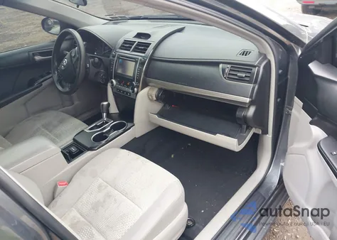 2012 Toyota Camry Le z USA, uszkodzony, nr VIN 4T1BF1FK8CU106484